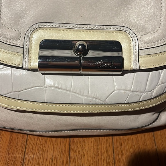 Coach Kristin Spectator Bag 18287 Ivory and Pale Yellow Leather - Picture 3 of 7